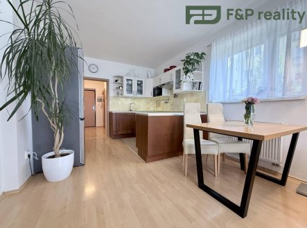 Prodej bytu, 3+kk, 63 m²