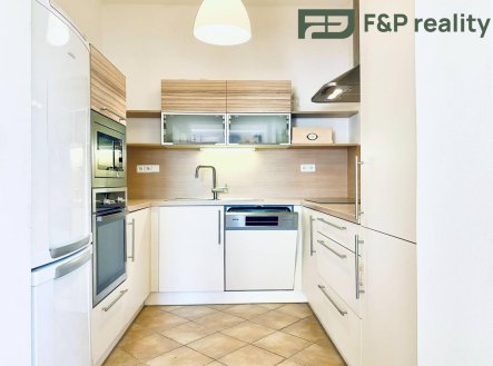 Pronájem bytu, 4+1, 103 m²