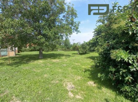 Prodej pozemku pro bydlení, 1 063 m²