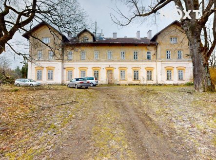 Prodej domu/vily, 1 784 m²