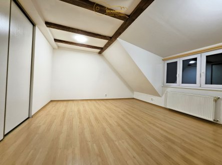 Pronájem bytu, 3+1, 95 m²