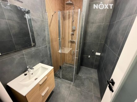 Pronájem bytu, 3+kk, 82 m²