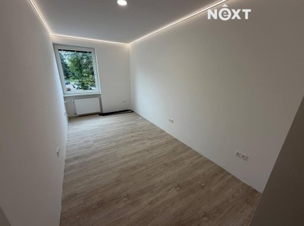 Pronájem bytu, 3+kk, 82 m²