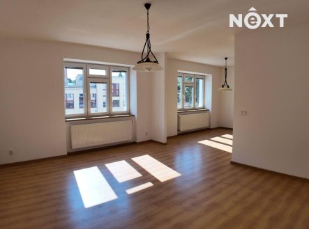 Pronájem bytu, 2+kk, 81 m²