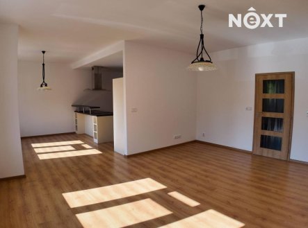 Pronájem bytu, 2+kk, 81 m²