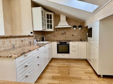 Prodej bytu, 3+kk, 120 m²