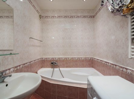 Prodej bytu, 4+kk, 77 m²