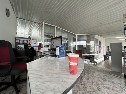 Prodej komerčního objektu, jiný, 700 m²