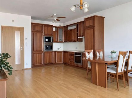 Pronájem bytu, 3+kk, 100 m²