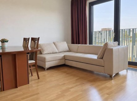 Pronájem bytu, 3+kk, 100 m²