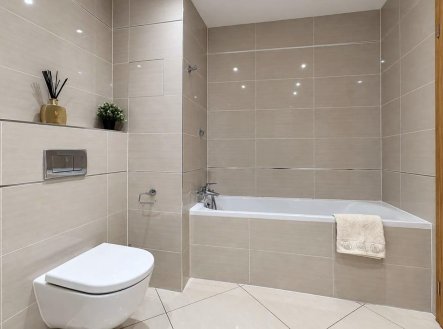 Pronájem bytu, 3+kk, 100 m²