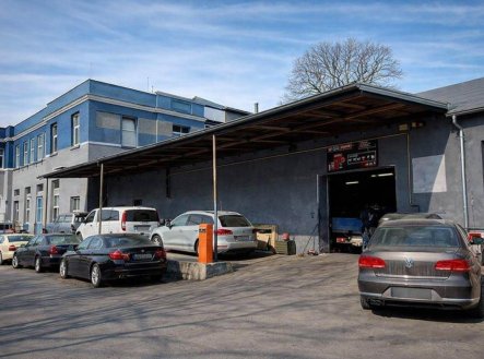 Pronájem komerčního objektu, průmyslový areál, 460 m²