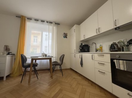 Pronájem bytu, 2+kk, 40 m² obrázek