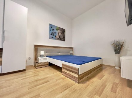 Pronájem bytu, 2+1, 75 m²