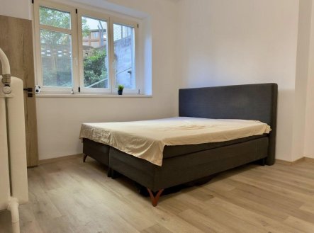 Pronájem bytu, 1+1, 40 m² obrázek