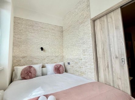 Prodej komerčního objektu, jiný, 62 m²