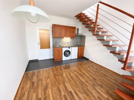Pronájem bytu, 2+kk, 55 m²