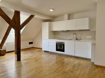 Pronájem bytu, 2+kk, 84 m²