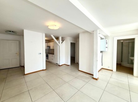 Pronájem bytu, 3+kk, 86 m²