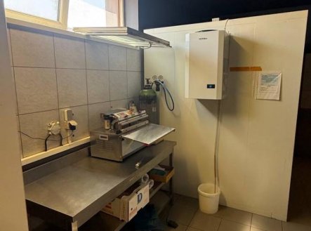 Pronájem výrobní prostory, 150 m²