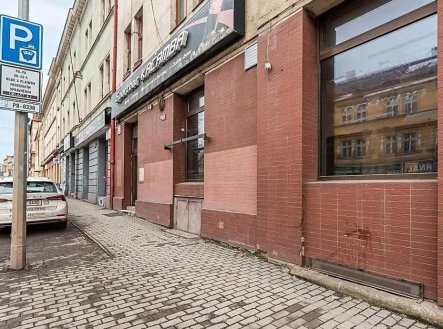 Pronájem skladu, 120 m²