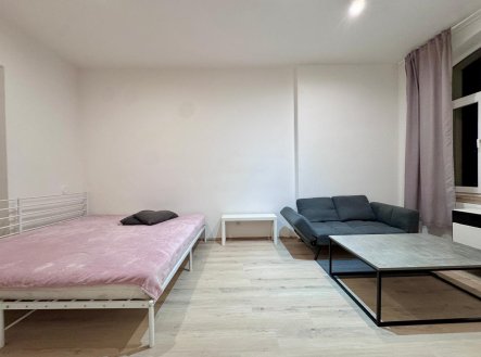 Pronájem bytu, 2+kk, 50 m²