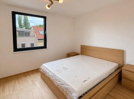 Pronájem bytu, 2+kk, 55 m²