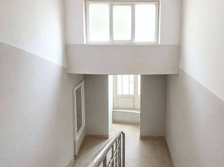 Pronájem bytu, 1+kk, 30 m²