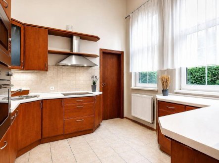 Pronájem bytu, 3+kk, 130 m²