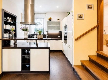 Pronájem bytu, 3+kk, 88 m²
