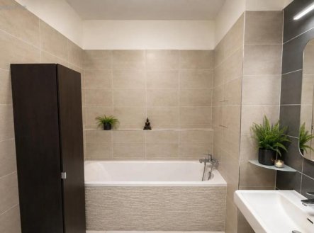 Pronájem bytu, 2+kk, 55 m²