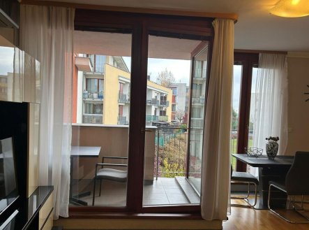 Pronájem bytu, 2+kk, 67 m²