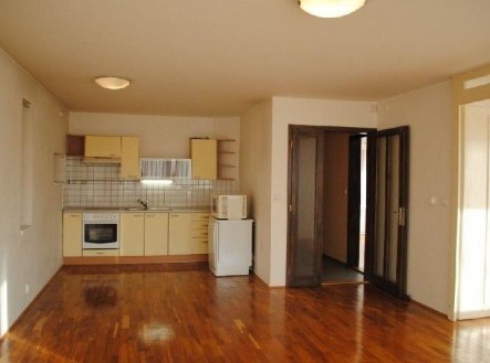 Pronájem bytu, 3+kk, 87 m²