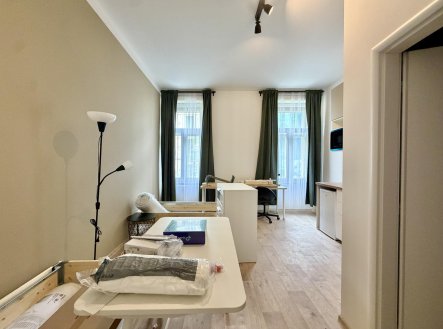 Pronájem bytu, 1+kk, 30 m²