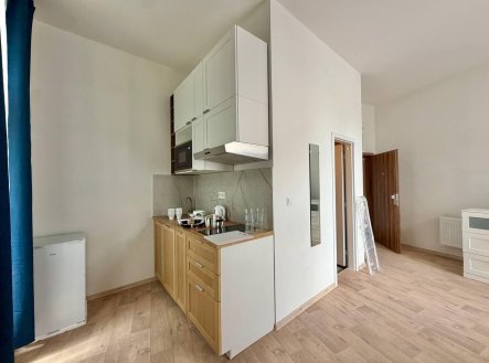 Pronájem bytu, 1+kk, 35 m²