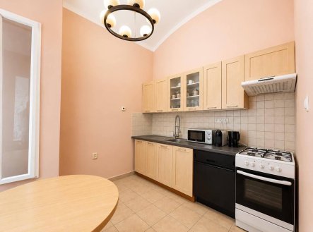 Pronájem bytu, 2+1, 70 m²