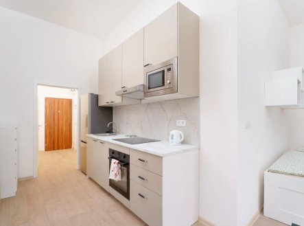 Pronájem bytu, 1+kk, 30 m²