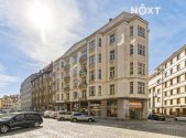 Pronájem kanceláře, 222 m²