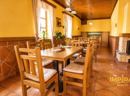 Prodej nájemního domu, 2 434 m²