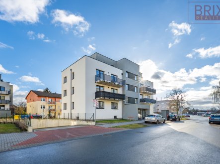 dsc-3349-enhanced-nr.jpg | Pronájem bytu, 2+kk, 39 m²