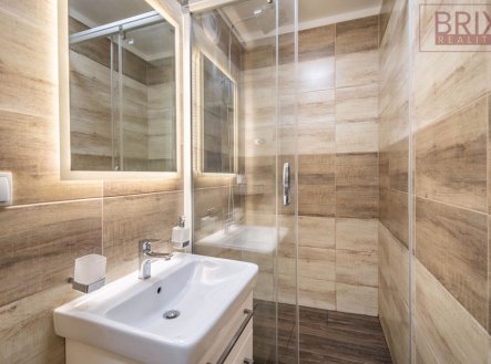 Pronájem bytu, 2+kk, 43 m²