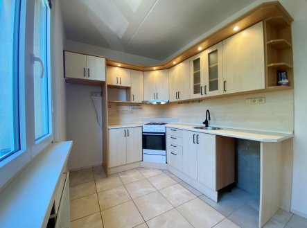 Pronájem bytu, 3+1, 75 m²