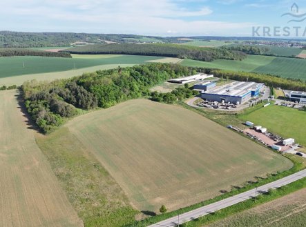 Prodej pozemku pro komerční výstavbu, 1 353 m²