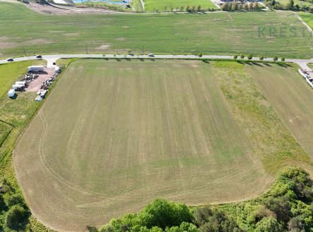 Prodej pozemku pro komerční výstavbu, 1 353 m²