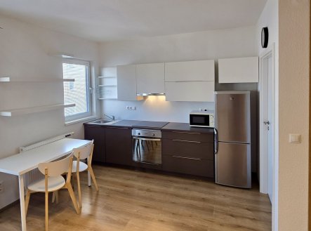 Pronájem bytu, 1+kk, 35 m²