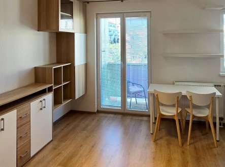 Pronájem bytu, 1+kk, 35 m²
