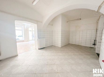 Pronájem obchodní prostory, 73 m²