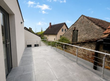 Pronájem bytu, 3+kk, 80 m²