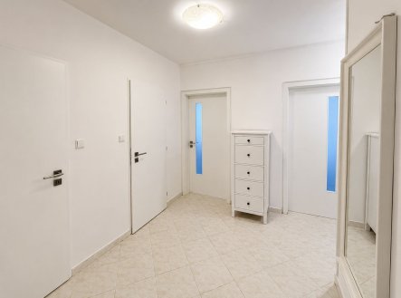 Pronájem bytu, 3+kk, 85 m²