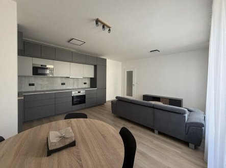 Pronájem bytu, 2+kk, 63,4 m²